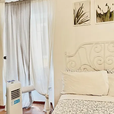 Glory House Navona Square *