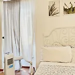 Glory House Navona Square *