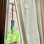 Glory House Navona Square
